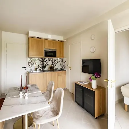 Atlantis - Duke Housing Apartament *